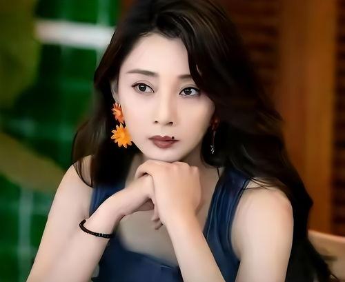 国产一级a视频美女,惊艳演绎，视觉盛宴